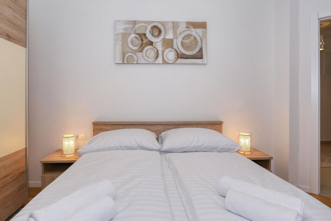 Apartments Perla With Free Parking Zara Esterno foto