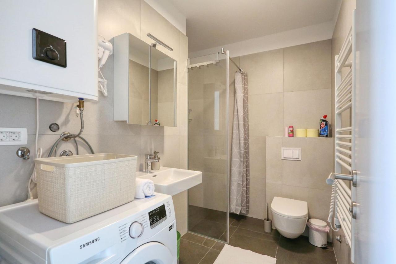 Apartments Perla With Free Parking Zara Esterno foto