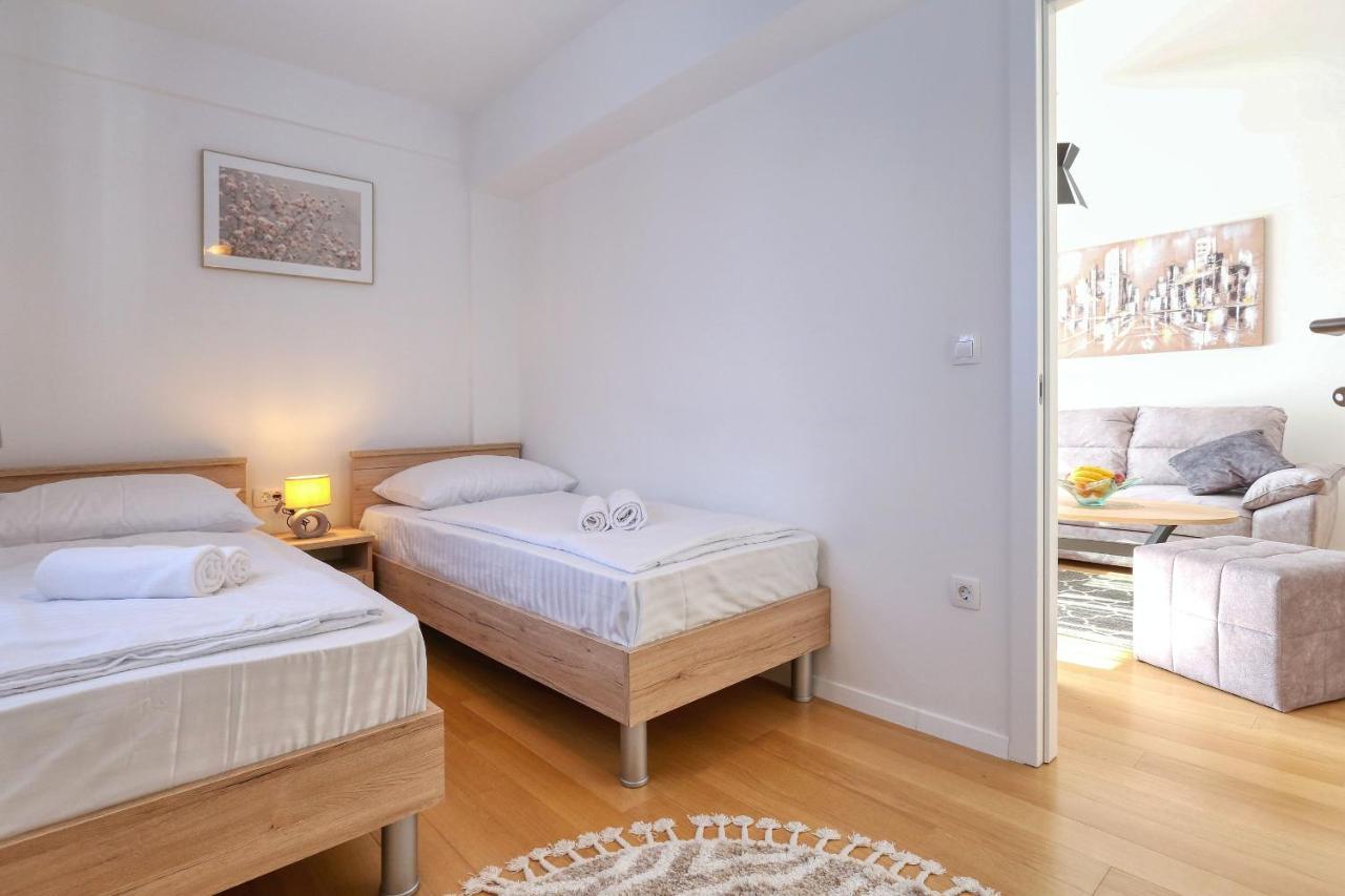 Apartments Perla With Free Parking Zara Esterno foto