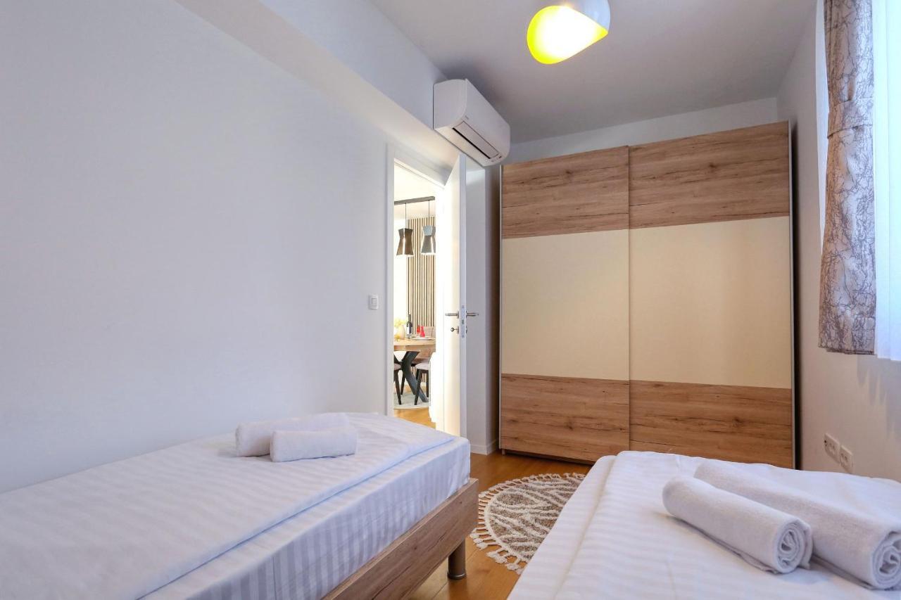 Apartments Perla With Free Parking Zara Esterno foto