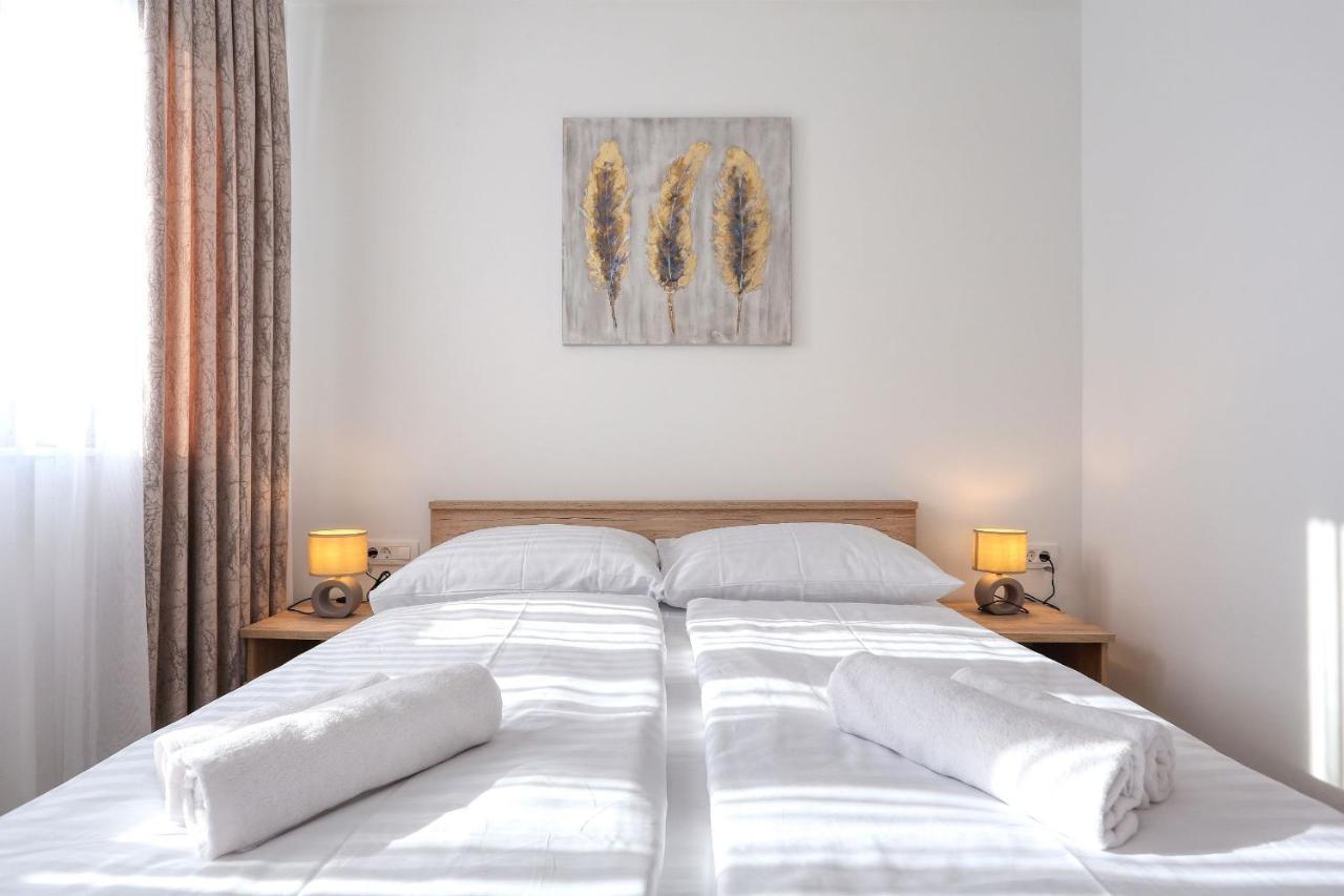 Apartments Perla With Free Parking Zara Esterno foto