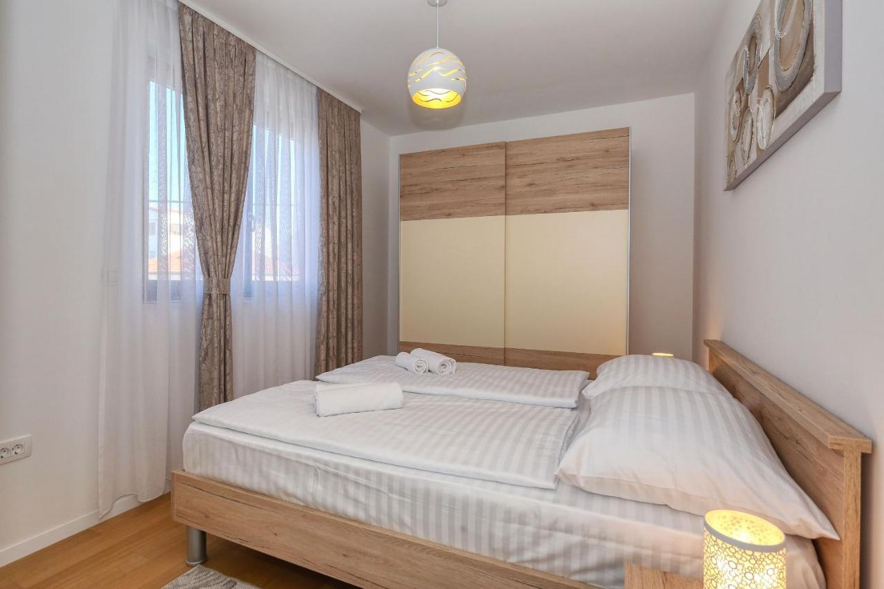 Apartments Perla With Free Parking Zara Esterno foto