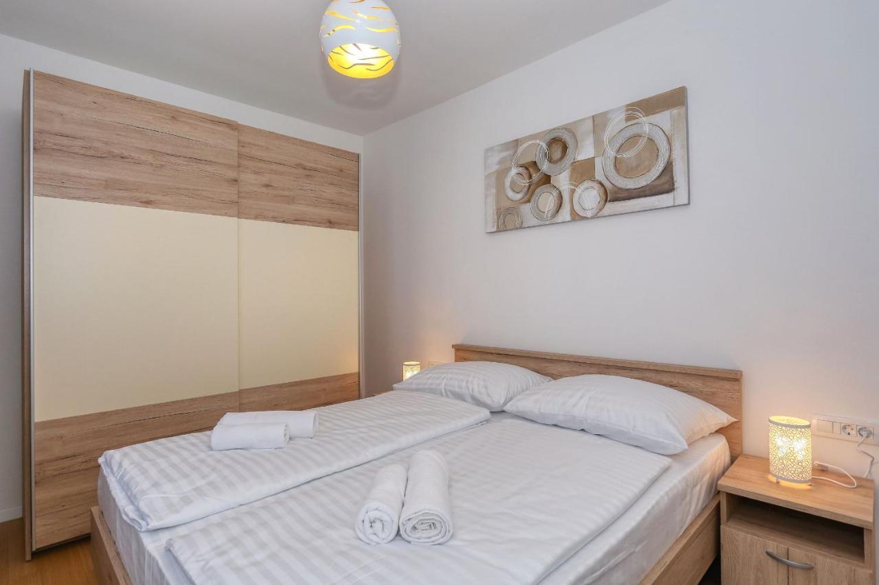 Apartments Perla With Free Parking Zara Esterno foto