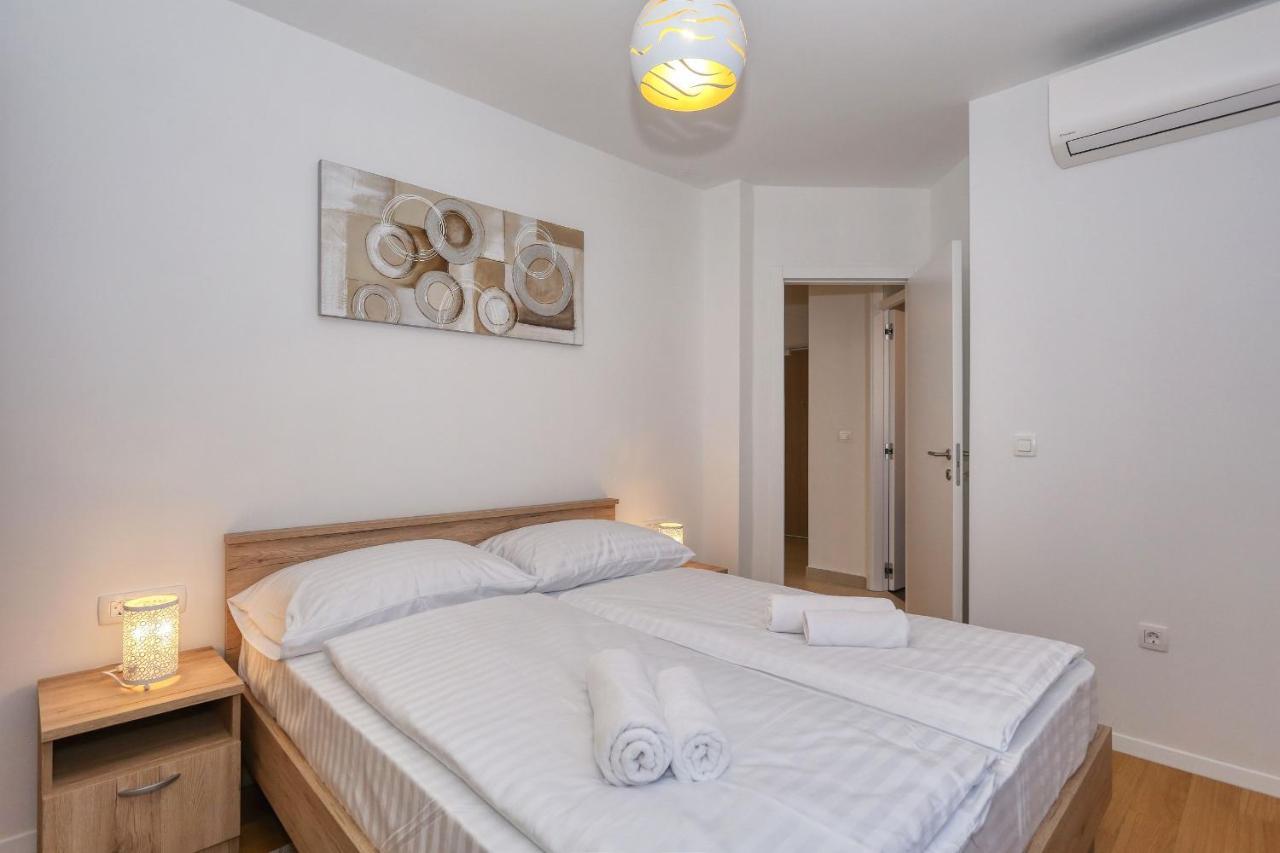 Apartments Perla With Free Parking Zara Esterno foto